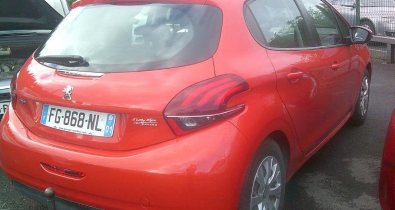 Photo 5 de l'offre de PEUGEOT modele 1.5l blue HDI active 1021cv (2019) à 9990€ chez AA automobiles