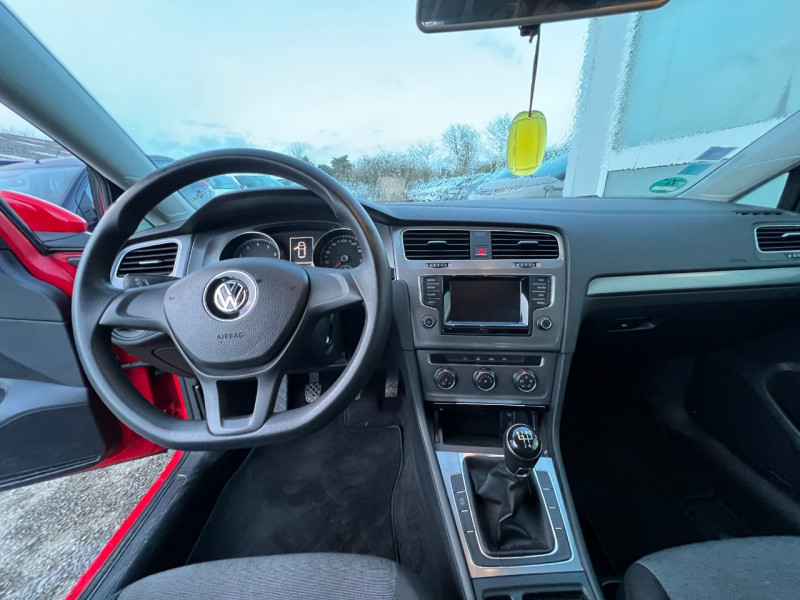 Photo 7 de l'offre de VOLKSWAGEN GOLF VII 1.2 TSI 85CH BLUEMOTION TECHNOLOGY TRENDLINE 3P (MOTEUR NEUF VOLKSWAGEN 0KM) à 10990€ chez Sevestre Automobiles