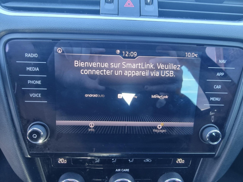 Photo 11 de l'offre de SKODA OCTAVIA 2.0 TDI 150CH CR FAP BUSINESS à 15490€ chez Sevestre Automobiles