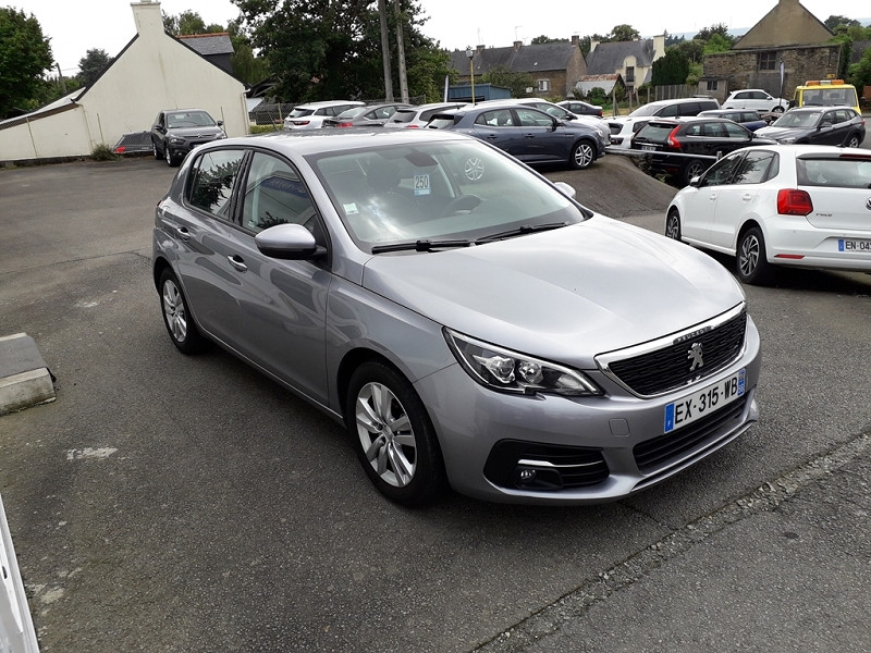 Photo 2 de l'offre de PEUGEOT 308 1.2 PURETECH 110CH E6.C S&S ACTIVE (COURROIE CHANGEE) à 9990€ chez Sevestre Automobiles