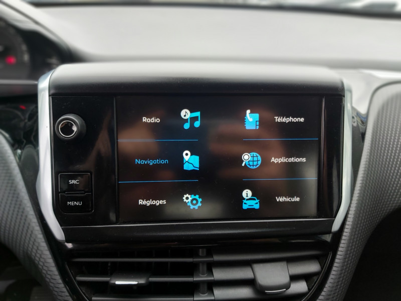 Photo 9 de l'offre de PEUGEOT 208 1.2 PURETECH 110CH ALLURE S&S 5P (COURROIE CHANGEE) à 8990€ chez Sevestre Automobiles