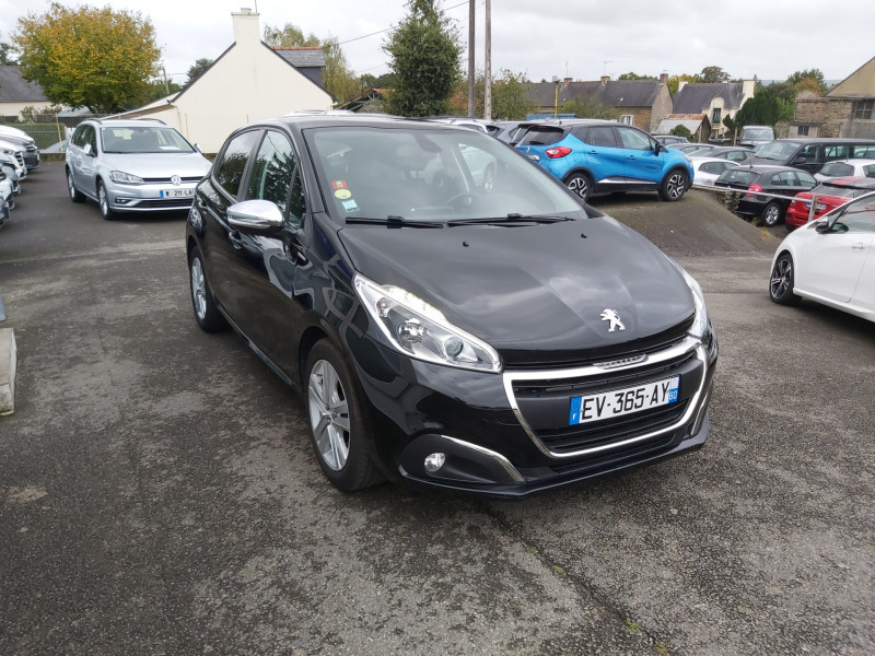 Photo 2 de l'offre de PEUGEOT 208 1.2 PURETECH 110CH ALLURE S&S 5P (COURROIE CHANGEE) à 8990€ chez Sevestre Automobiles