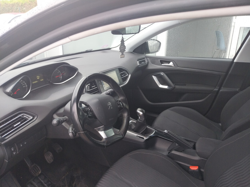 Photo 5 de l'offre de PEUGEOT 308 1.2 PURETECH 110CH ACCESS BUSINESS S&S 5P (COURROIE CHANGEE) à 8990€ chez Sevestre Automobiles