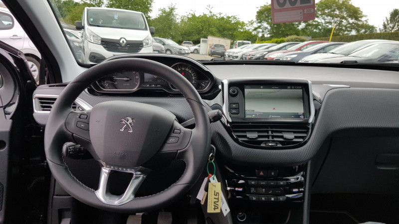 Photo 5 de l'offre de PEUGEOT 2008 1.2 PURETECH 82CH ALLURE (COURROIE CHANGEE) à 7990€ chez Sevestre Automobiles
