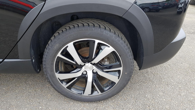 Photo 7 de l'offre de PEUGEOT 2008 1.2 PURETECH 82CH ALLURE (COURROIE CHANGEE) à 7990€ chez Sevestre Automobiles