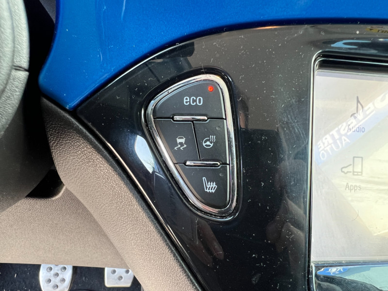 Photo 11 de l'offre de OPEL ADAM ROCKS 1.4 TURBO ECOTEC 150CH S START/STOP à 9490€ chez Sevestre Automobiles