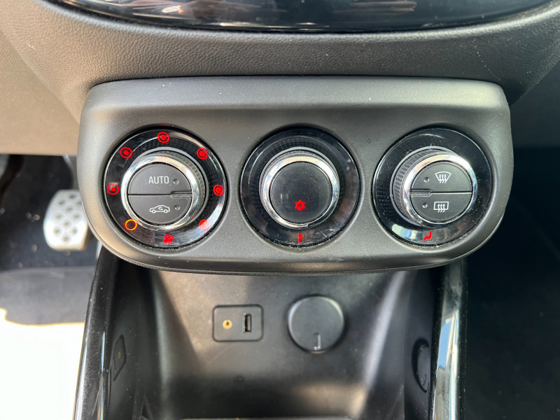 Photo 13 de l'offre de OPEL ADAM ROCKS 1.4 TURBO ECOTEC 150CH S START/STOP à 9490€ chez Sevestre Automobiles