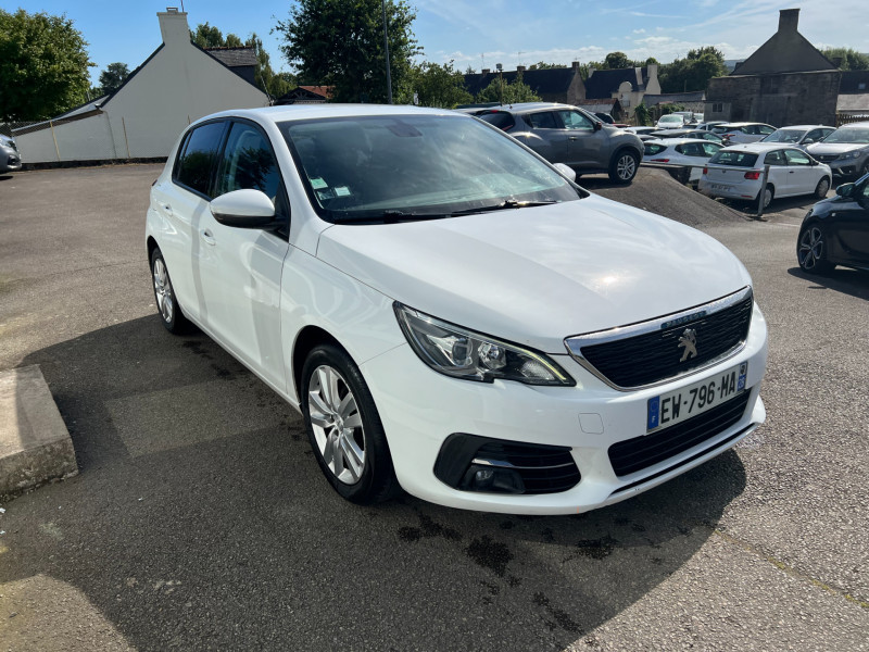 Photo 2 de l'offre de PEUGEOT 308 1.2 PURETECH 110CH E6.C S&S ACTIVE (COURROIE CHANGEE) à 9490€ chez Sevestre Automobiles