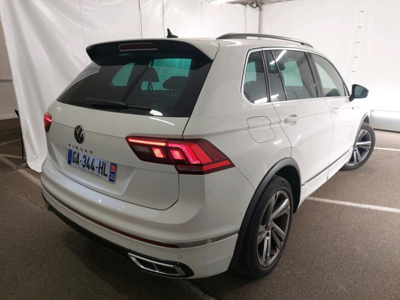 Photo 3 de l'offre de VOLKSWAGEN TIGUAN 2.0 TDI 150CH R-LINE DSG7 à 33990€ chez Sevestre Automobiles