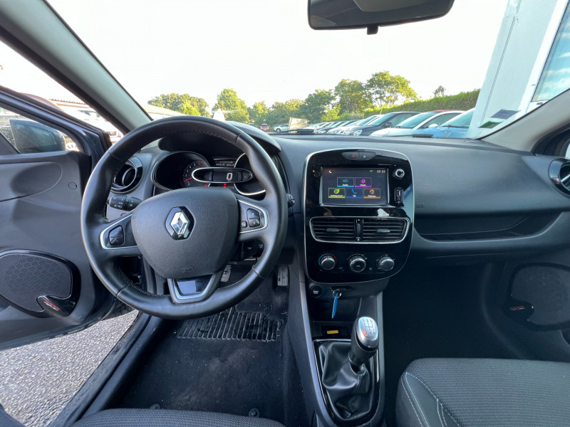 Photo 8 de l'offre de RENAULT CLIO IV 0.9 TCE 90CH ENERGY ZEN 5P à 8990€ chez Sevestre Automobiles