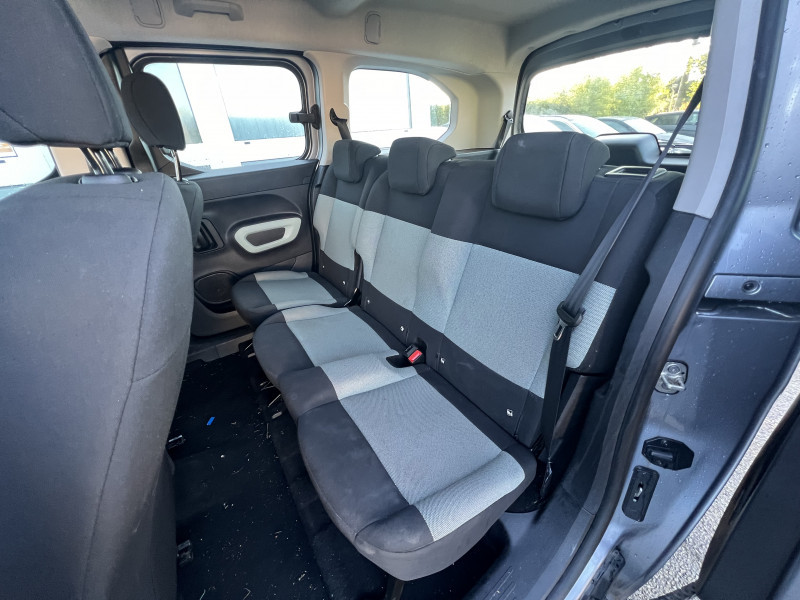 Photo 6 de l'offre de CITROEN BERLINGO XL BLUEHDI 100CH LIVE à 19490€ chez Sevestre Automobiles