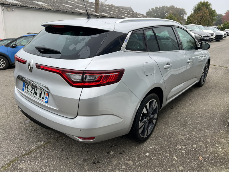 Photo 4 de l'offre de RENAULT MEGANE IV ESTATE 1.5 BLUE DCI 115CH INTENS à 14490€ chez Sevestre Automobiles