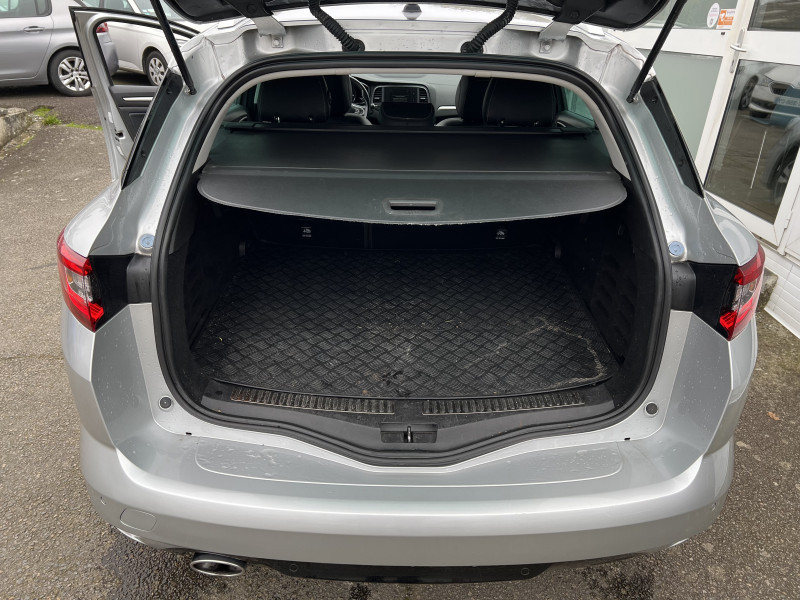 Photo 14 de l'offre de RENAULT MEGANE IV ESTATE 1.5 BLUE DCI 115CH INTENS à 14490€ chez Sevestre Automobiles