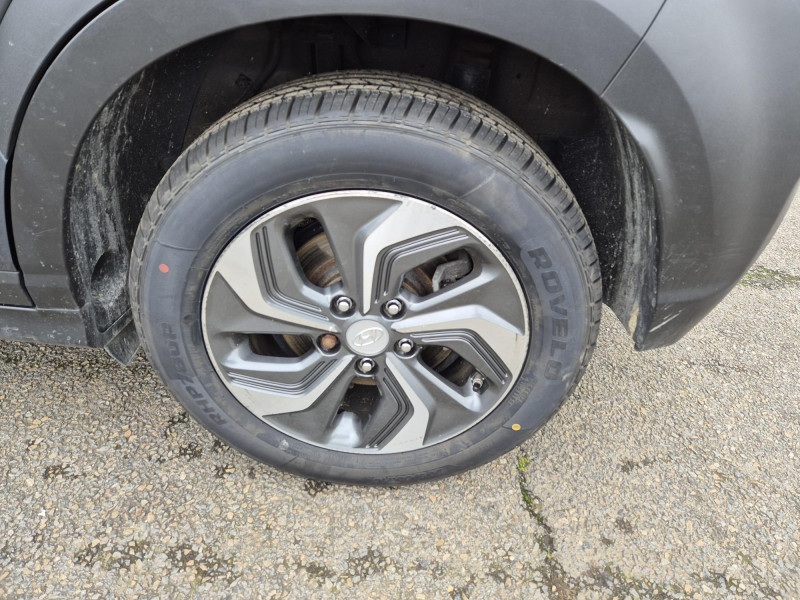 Photo 16 de l'offre de HYUNDAI KONA 1.6 GDI 141CH HYBRID BUSINESS DCT-6 à 13990€ chez Sevestre Automobiles