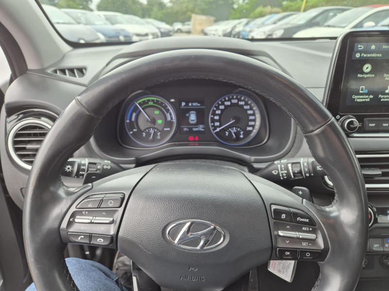Photo 13 de l'offre de HYUNDAI KONA 1.6 GDI 141CH HYBRID BUSINESS DCT-6 à 13990€ chez Sevestre Automobiles