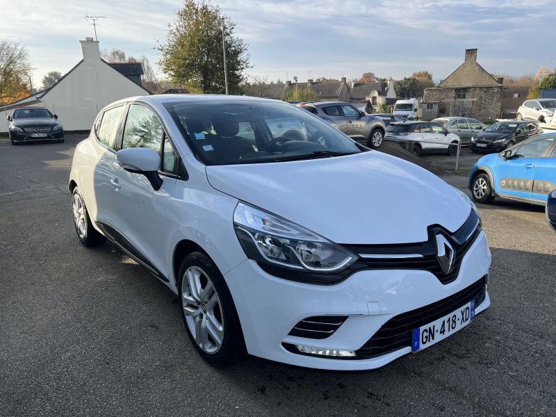 Photo 2 de l'offre de RENAULT CLIO IV 0.9 TCE 90CH ENERGY BUSINESS 5P à 8990€ chez Sevestre Automobiles