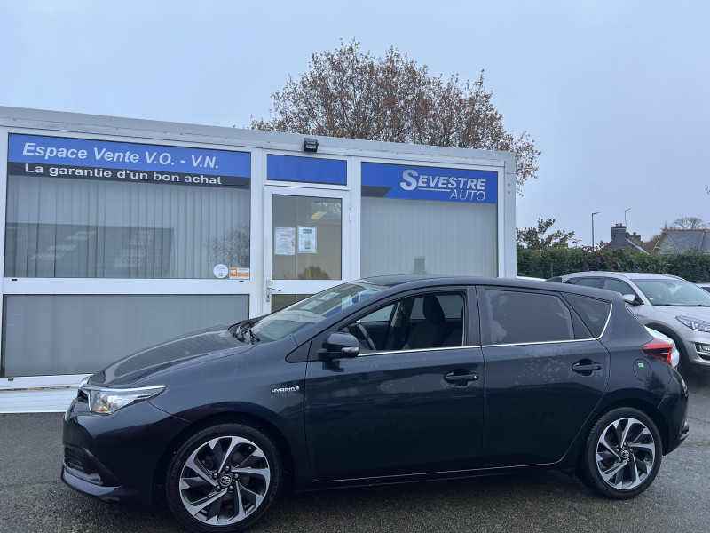 Toyota AURIS HSD 136H DESIGN BUSINESS Hybride GRIS Occasion à vendre