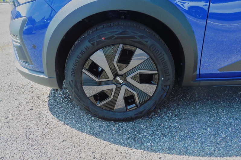 Photo 16 de l'offre de DACIA SANDERO +GPS RADARS AV 1.0 TCE 90CH STEPWAY EXPRESSION -24 à 18980€ chez CSVO