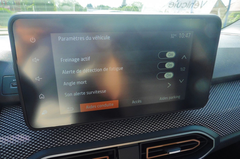 Photo 10 de l'offre de DACIA SANDERO +GPS RADARS AV 1.0 TCE 90CH STEPWAY EXPRESSION -24 à 18980€ chez CSVO