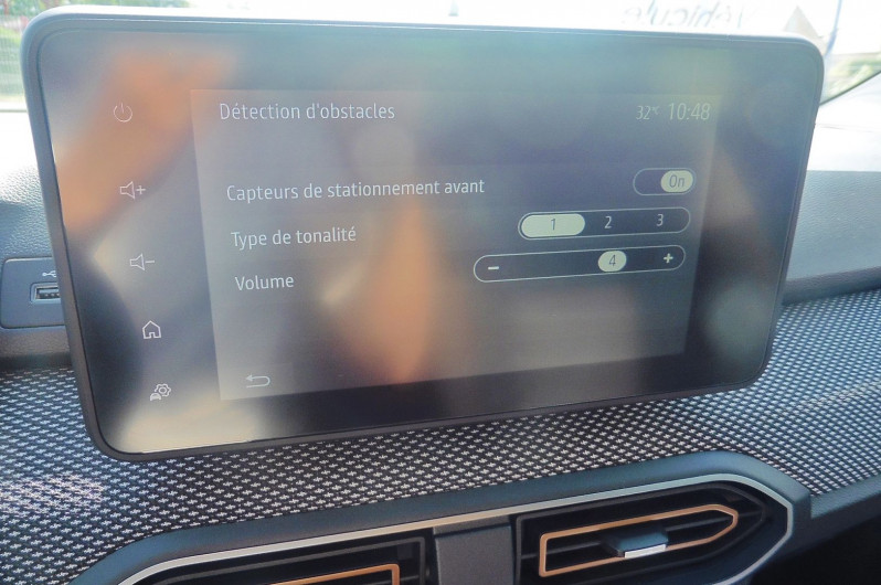 Photo 9 de l'offre de DACIA SANDERO +GPS RADARS AV 1.0 TCE 90CH STEPWAY EXPRESSION -24 à 18980€ chez CSVO