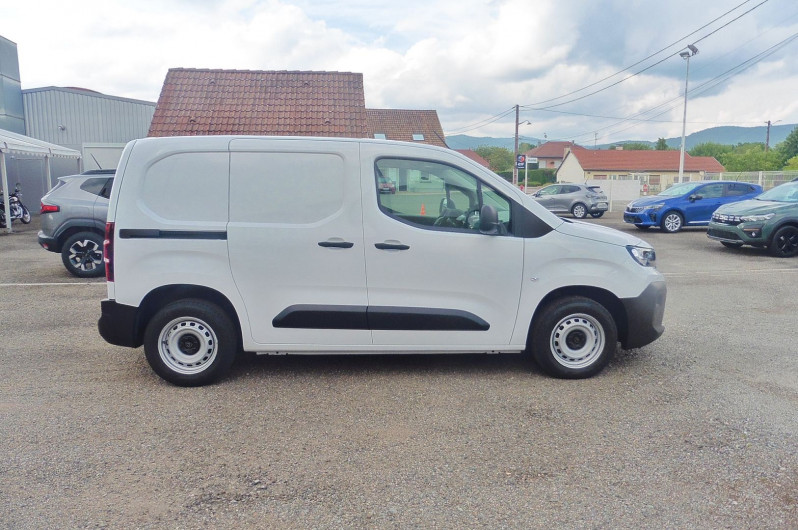 Photo 13 de l'offre de PEUGEOT PARTNER 17 300 HT M 650KG BLUEHDI 100CH S&S à 20760€ chez CSVO