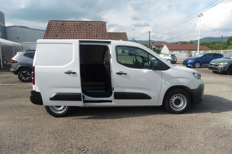 Photo 12 de l'offre de PEUGEOT PARTNER 17 300 HT M 650KG BLUEHDI 100CH S&S à 20760€ chez CSVO