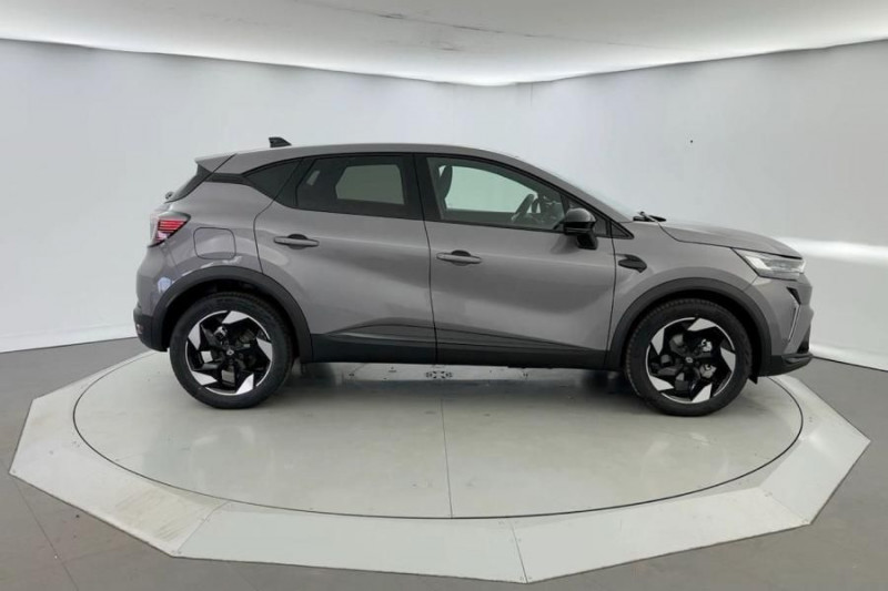 Photo 14 de l'offre de RENAULT CAPTUR II 1.3 TCE MILD HYBRID 160CH TECHNO EDC à 26990€ chez CSVO