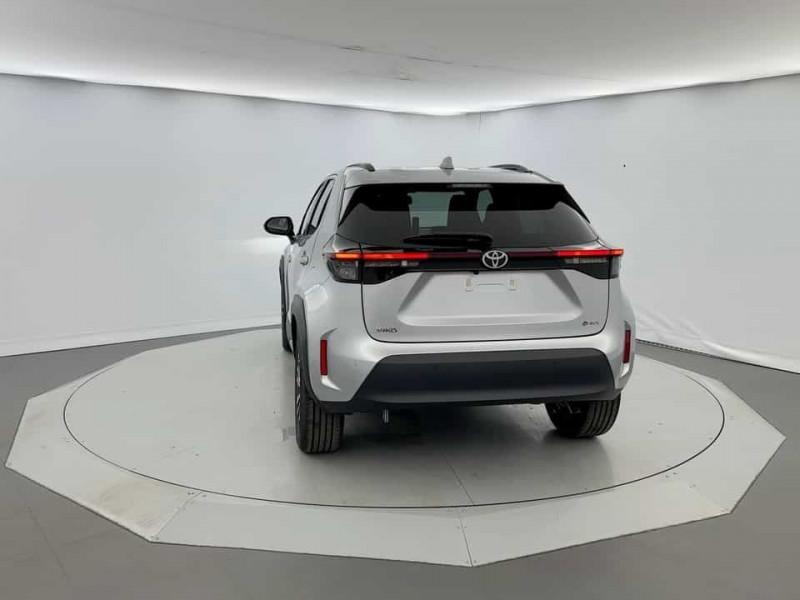 Photo 14 de l'offre de TOYOTA YARIS CROSS HYBRIDE 1.5 116HP 2WD ACTIVE PLUS à 26990€ chez CSVO