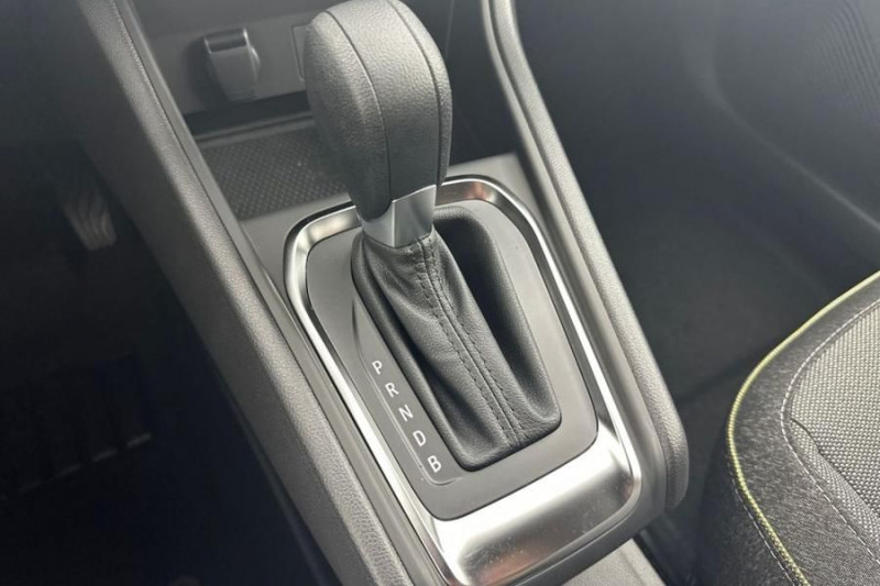 Photo 9 de l'offre de RENAULT CAPTUR II 1.6 E-TECH FULL HYBRID 145CH TECHNO à 29480€ chez CSVO