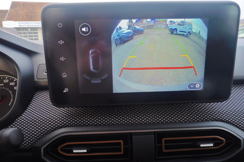 Photo 6 de l'offre de DACIA SANDERO GPS+PACK CONFORT 1.0 TCE 90CH STEPWAY EXPRESSION -24 à 18830€ chez CSVO