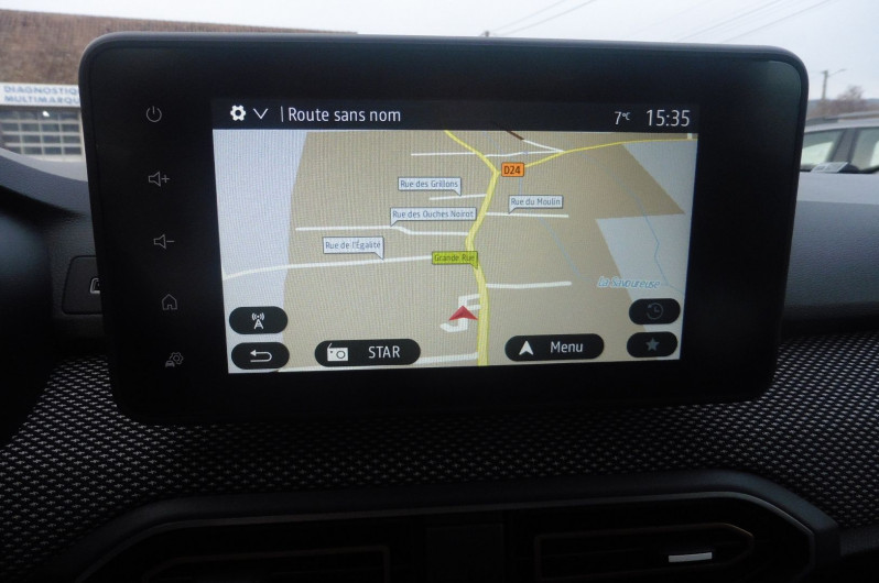 Photo 5 de l'offre de DACIA SANDERO GPS+PACK CONFORT 1.0 TCE 90CH STEPWAY EXPRESSION -24 à 18830€ chez CSVO