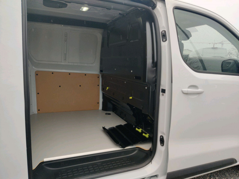 Photo 8 de l'offre de PEUGEOT EXPERT FG XL 2.0 BLUEHDI 180CH S&S EAT8 à 34990€ chez NEOVEO