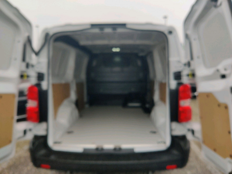 Photo 10 de l'offre de PEUGEOT EXPERT FG XL 2.0 BLUEHDI 180CH S&S EAT8 à 34990€ chez NEOVEO