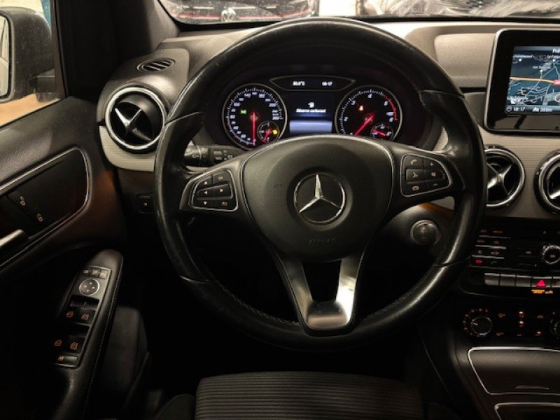 Photo 10 de l'offre de MERCEDES-BENZ CLASSE B 180 D 109CH SPORT EDITION à 13990€ chez NEOVEO