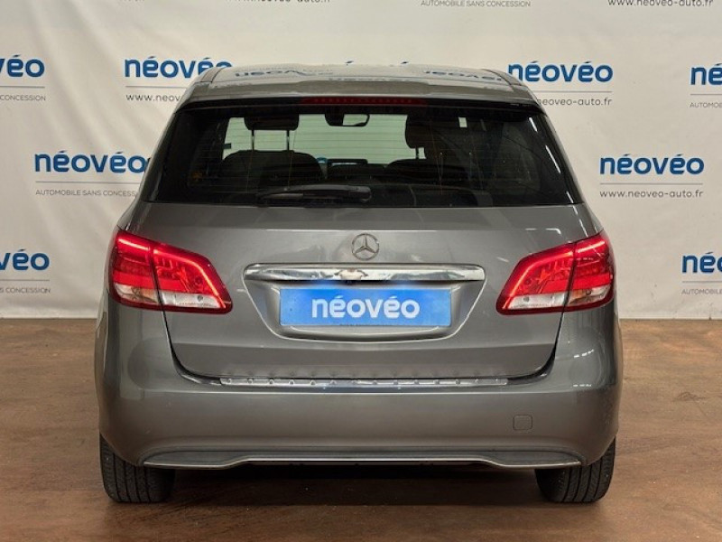 Photo 5 de l'offre de MERCEDES-BENZ CLASSE B 180 D 109CH SPORT EDITION à 13990€ chez NEOVEO