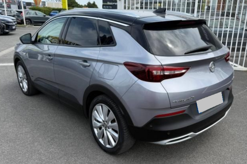 Photo 3 de l'offre de OPEL GRANDLAND X HYBRID4 300CH ULTIMATE à 19990€ chez NEOVEO