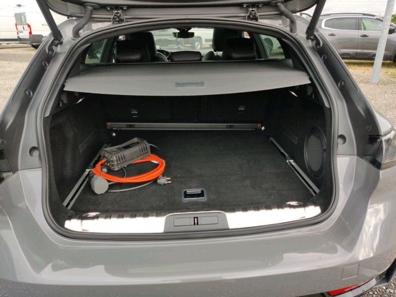 Photo 6 de l'offre de PEUGEOT 508 SW HYBRID4 360CH E-EAT8 PEUGEOT SPORT ENGINEERED à 36990€ chez NEOVEO