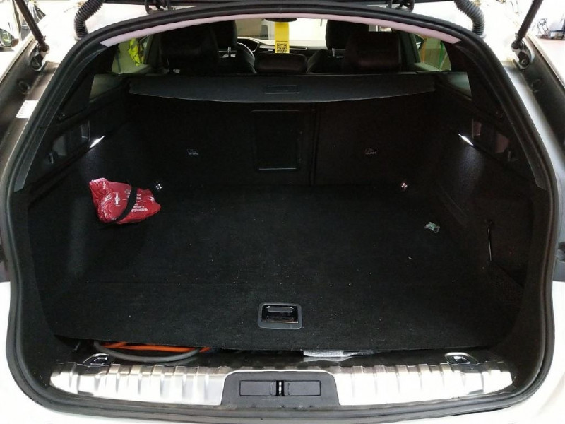 Photo 18 de l'offre de PEUGEOT 508 SW HYBRID 225CH GT E-EAT8 à 26990€ chez NEOVEO