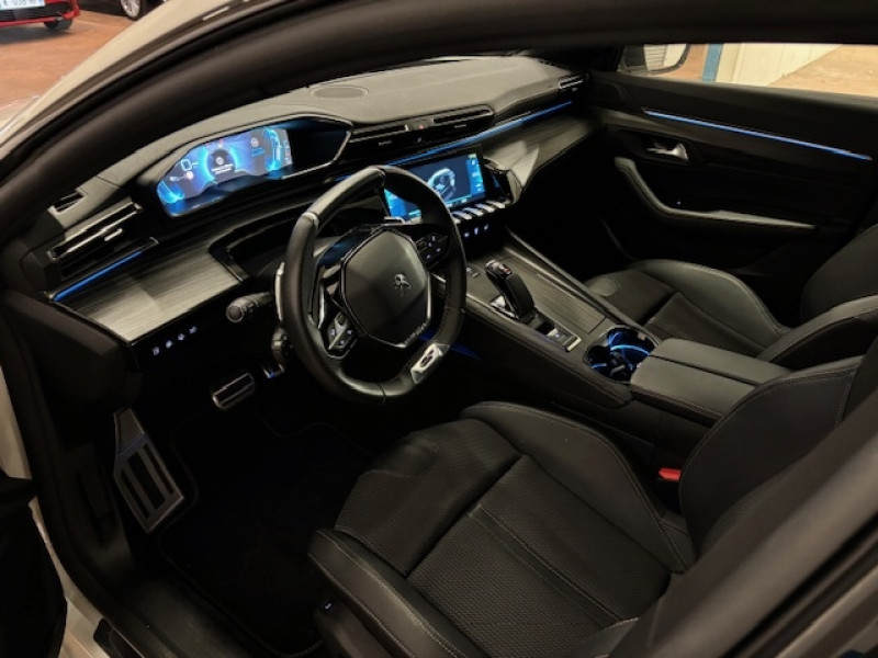Photo 15 de l'offre de PEUGEOT 508 SW HYBRID 225CH GT E-EAT8 à 26990€ chez NEOVEO