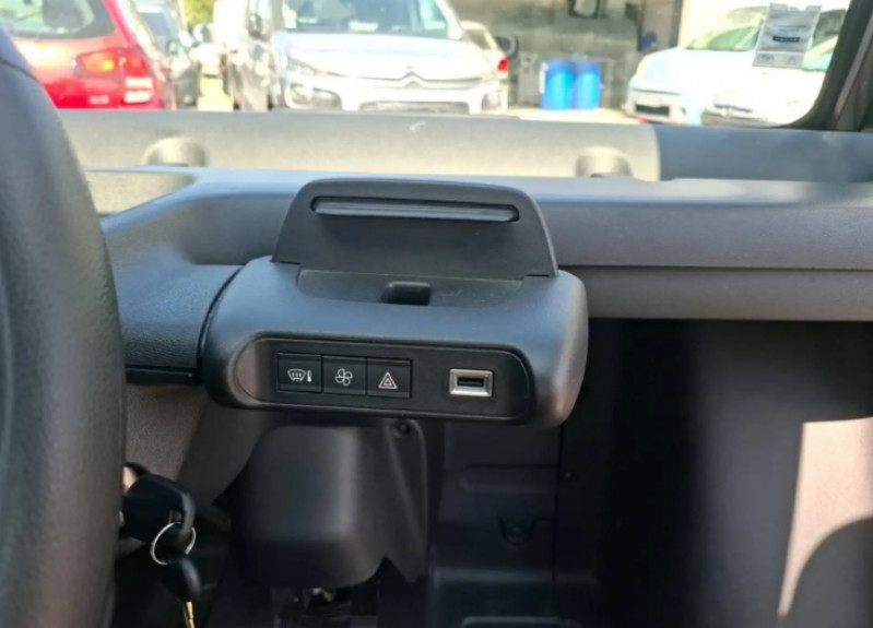 Photo 6 de l'offre de CITROEN AMI AMI AMI à 6490€ chez NEOVEO