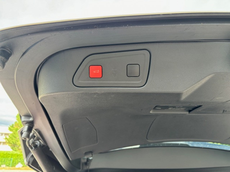 Photo 11 de l'offre de CITROEN C5 AIRCROSS HYBRID RECHARGEABLE 225CH SHINE E-EAT8 à 22990€ chez NEOVEO