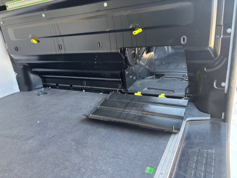 Photo 6 de l'offre de PEUGEOT EXPERT FG XL 2.0 BLUEHDI 145CH PACK PREMIUM CONNECT à 25990€ chez NEOVEO