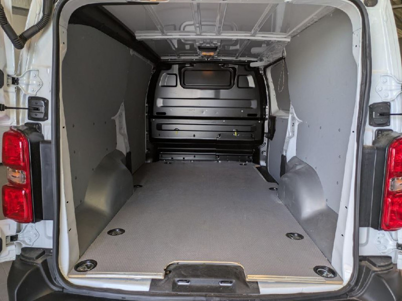 Photo 5 de l'offre de PEUGEOT EXPERT FG XL 2.0 BLUEHDI 145CH PACK PREMIUM CONNECT à 25990€ chez NEOVEO