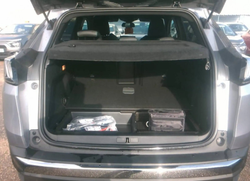 Photo 7 de l'offre de PEUGEOT 3008 PLUG-IN HYBRID 180CH ALLURE PACK E-EAT8 à 24990€ chez NEOVEO