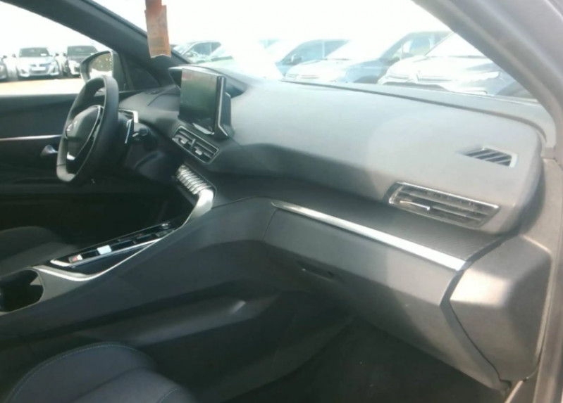 Photo 9 de l'offre de PEUGEOT 3008 PLUG-IN HYBRID 180CH ALLURE PACK E-EAT8 à 24990€ chez NEOVEO