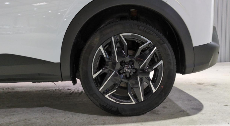 Photo 4 de l'offre de PEUGEOT 3008 1.2 HYBRID 145CH GT E-DCS6 à 31990€ chez NEOVEO