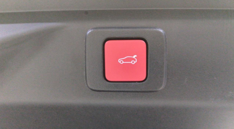 Photo 12 de l'offre de PEUGEOT 3008 1.2 HYBRID 145CH GT E-DCS6 à 31990€ chez NEOVEO