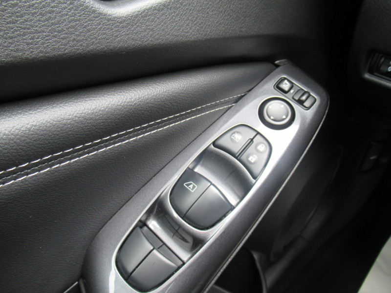 Photo 13 de l'offre de NISSAN JUKE 1.0 DIG-T 114CH SHADOW 2023.5 à 18990€ chez J'NOV AUTO