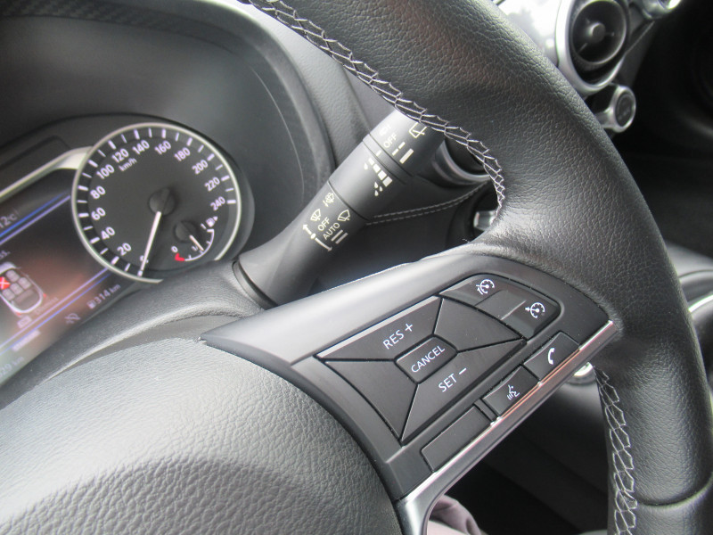 Photo 11 de l'offre de NISSAN JUKE 1.0 DIG-T 114CH SHADOW 2023.5 à 18990€ chez J'NOV AUTO