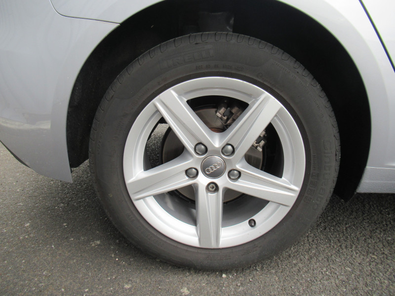 Photo 20 de l'offre de AUDI A3 SPORTBACK 1.0 TFSI 115CH BUSINESS LINE S TRONIC 7 à 19990€ chez J'NOV AUTO